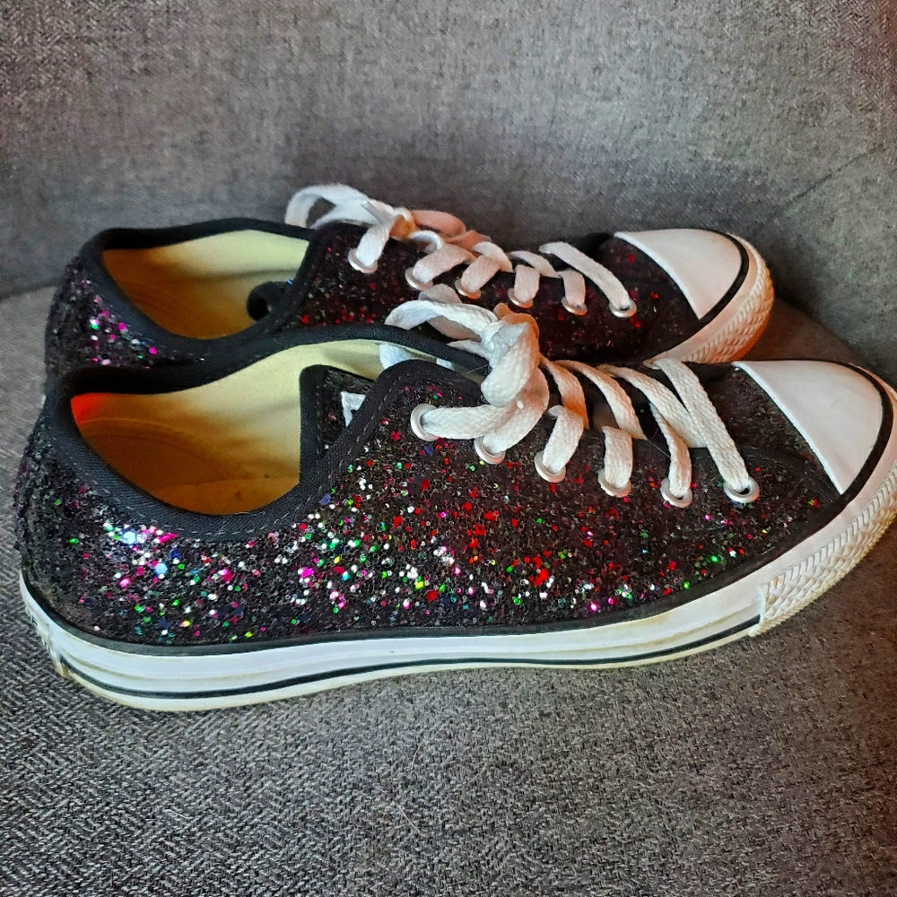 Converse Low Tops